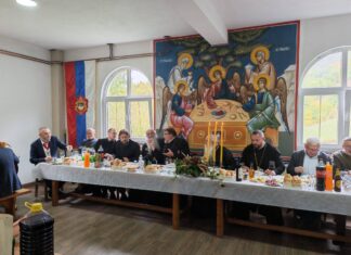 Слава манастира Карно